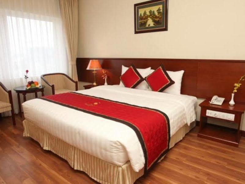 S79 Sunny Hotel 2 Hanoi Exterior photo